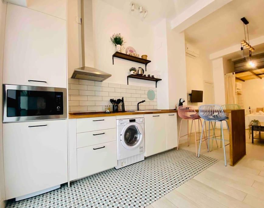 Beautiful Loft In The Heart Of Ruzafa, Soho Apartment Valencia Bagian luar foto