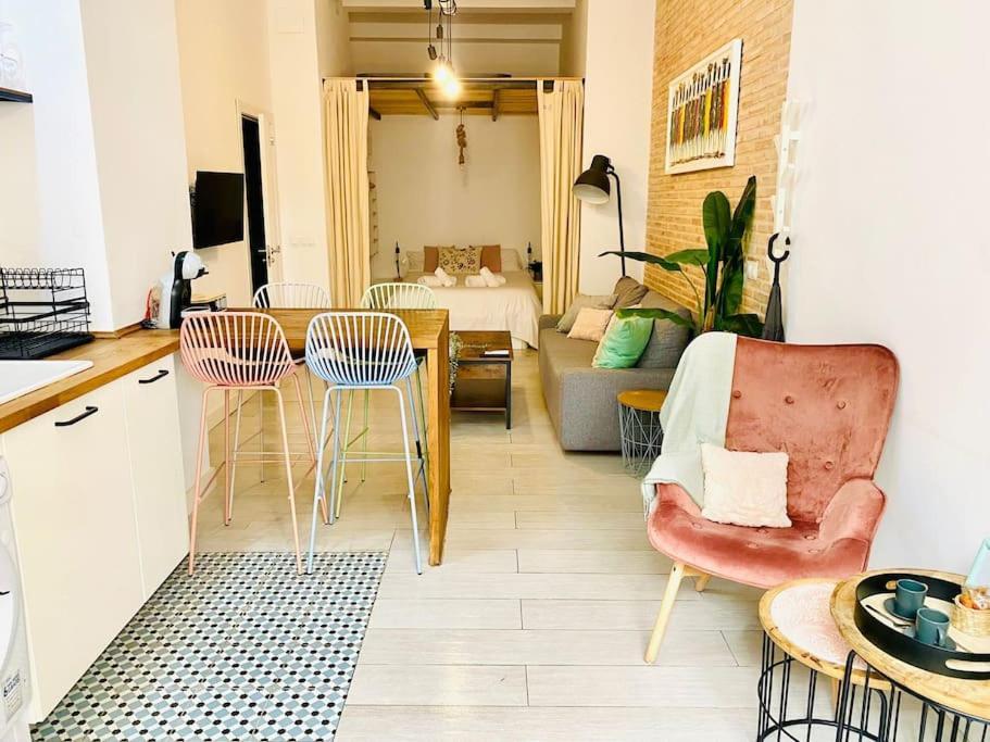 Beautiful Loft In The Heart Of Ruzafa, Soho Apartment Valencia Bagian luar foto